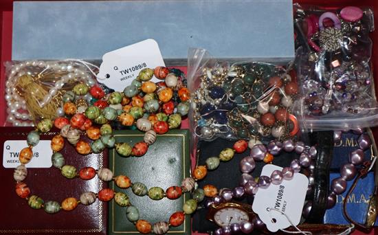 A Raymond Weil gold-plated gentlemans wristwatch, two other watches and a collection of costume jewellery
